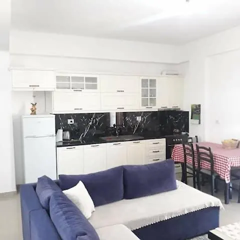 Mario Apartments Ksamil Guest house
