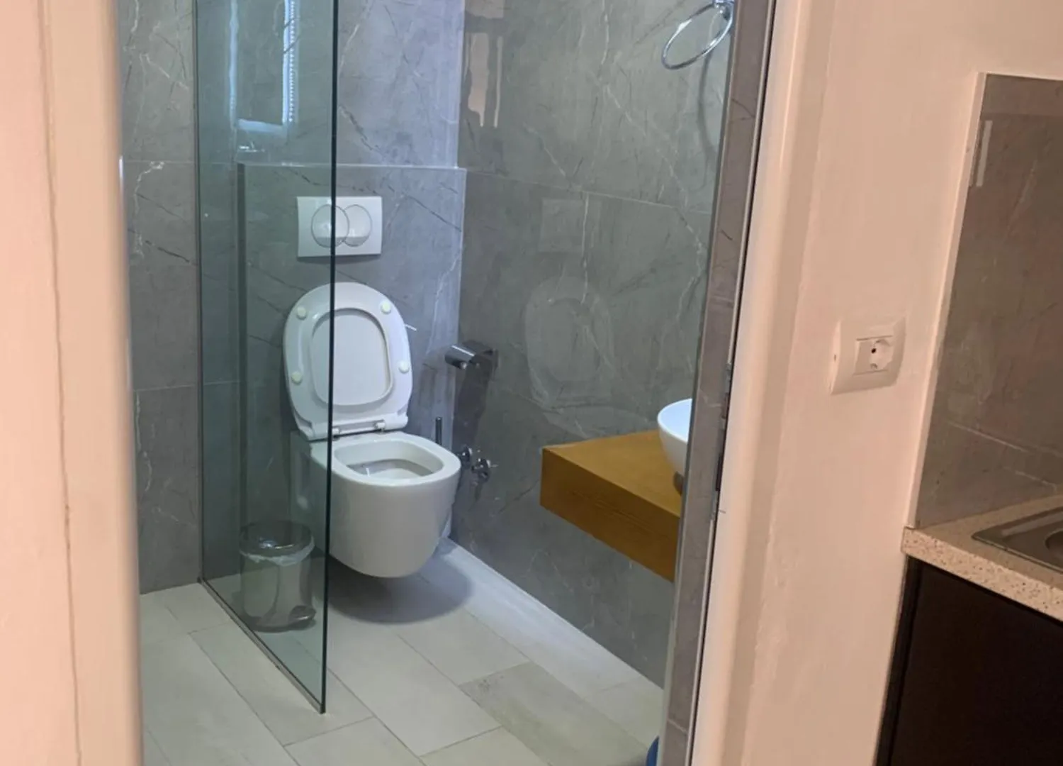 Mario Apartments Ksamil Guest house