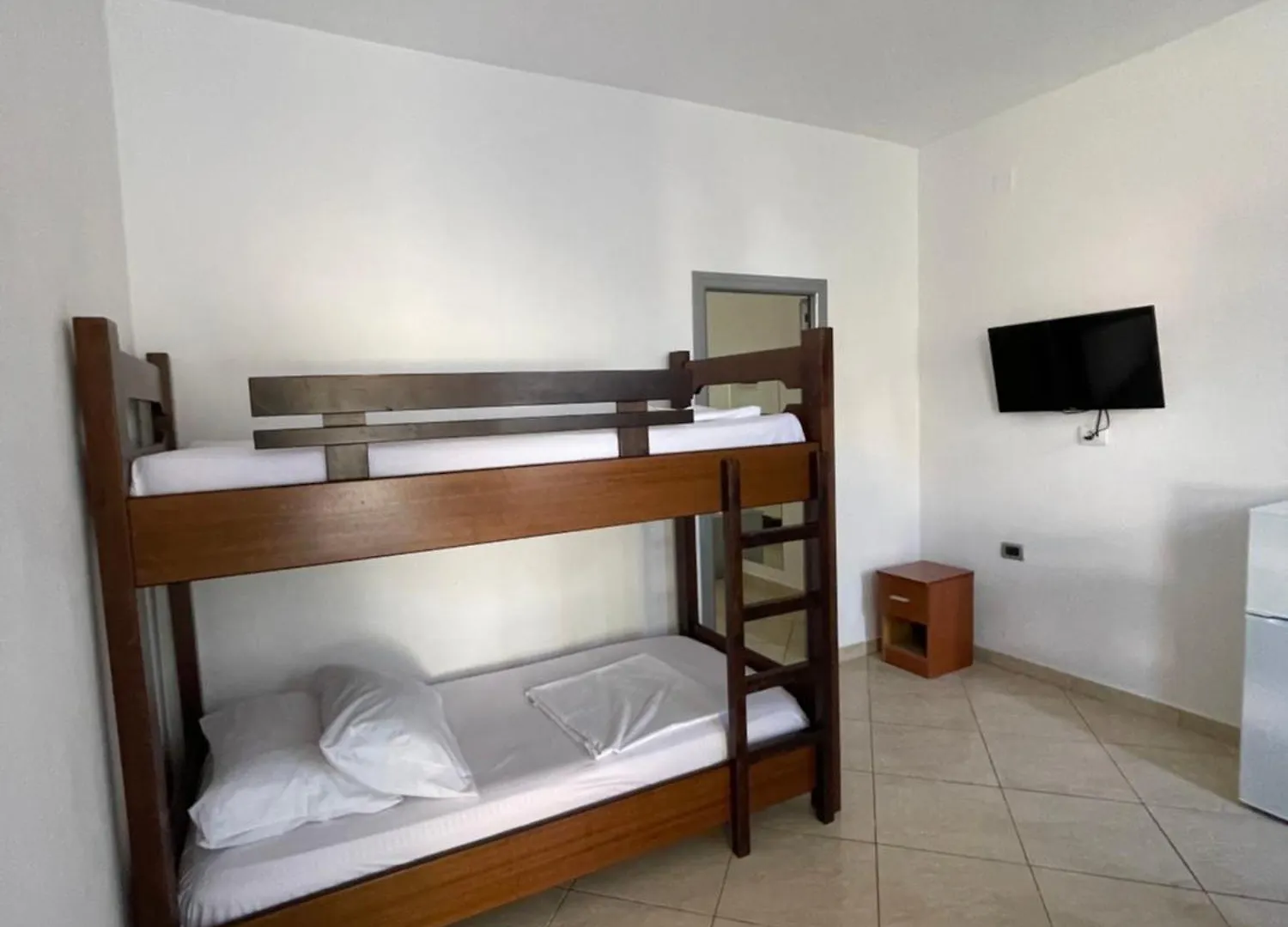 Mario Apartments Ksamil