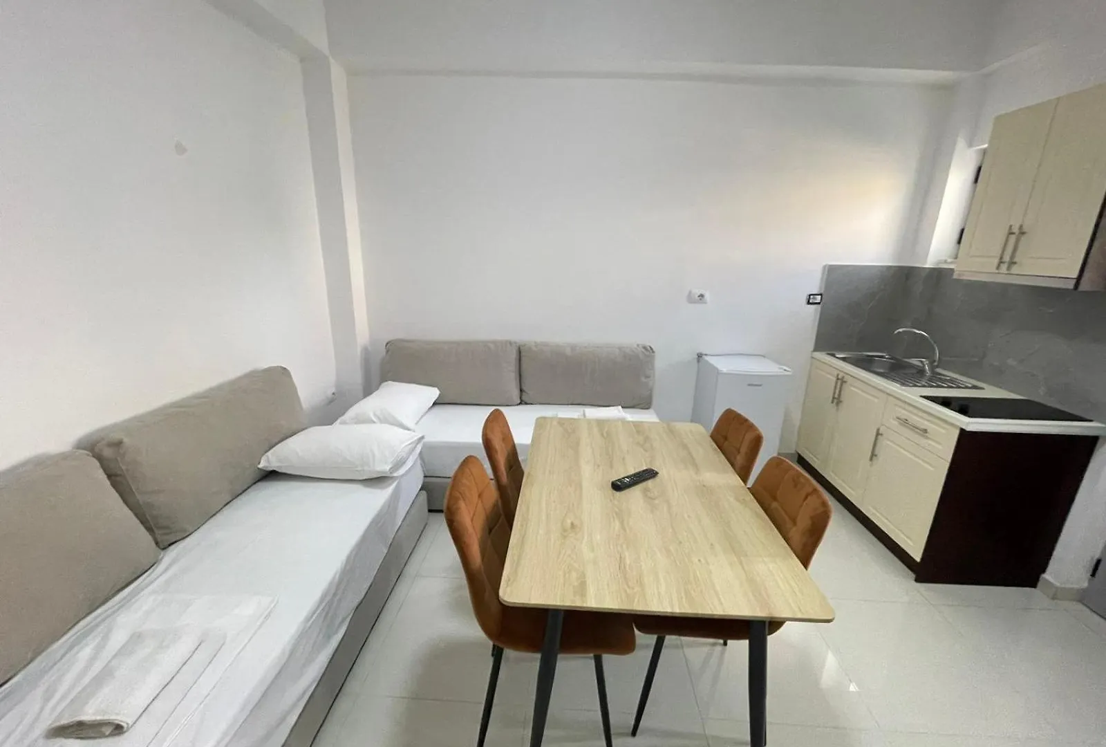 Mario Apartments Ksamil